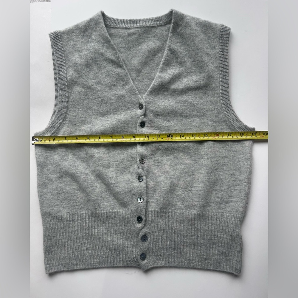 Luxury 100% Cashmere Button Front Sweater Vest — Grey Minimalist - Picture 5 of 7